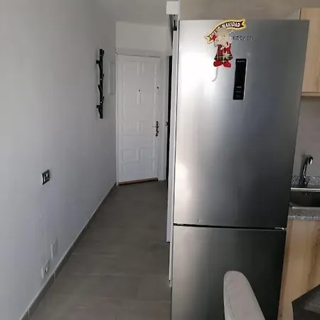 Lägenhet Quiet & Bright With Private Garden *